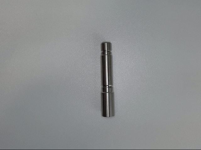 12202L-12 : Adaptateur pour câble à lumière froide