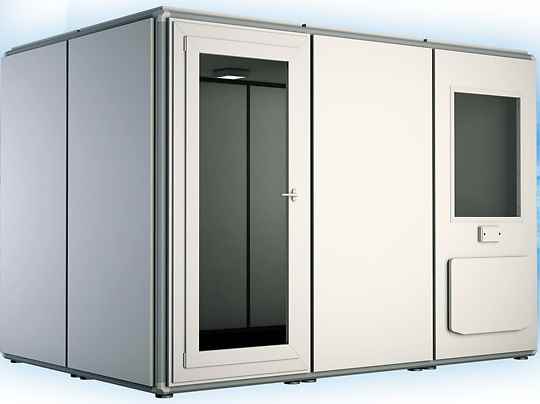 P45S2X2W-COMPLETE : Puma PRO45S Geluidsarme cabine: external dimensions: 318 x 216 x 247 cm, internal dimensions: 302 x 200 x 201 cm, connection pannel and ventilation system included, total glass door with 75 cm wide opening, external folding table included